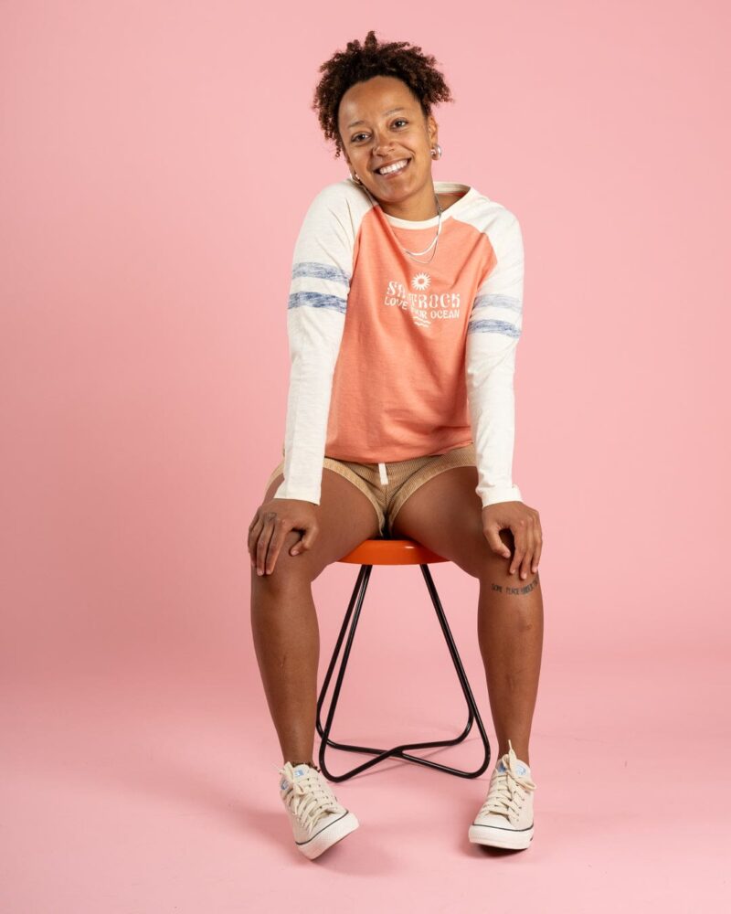 Sintess Women’s Coral Long Sleeve Raglan T-Shirt - Image 4